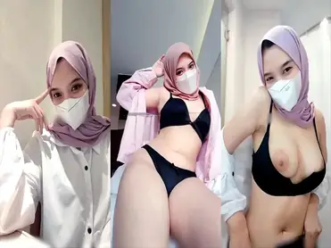 Bokep Indo Kumpulan Foto Bugil Hijab Camilla WOT Lumer poster