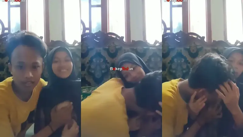 Bokep Indo pasangan ABG Hijab Mesum di Ruang Tamu backdrop