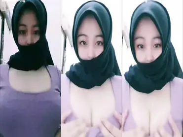 Bokep jilbab colmek remasin payudaranya poster