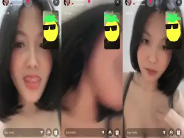 Bokep VCS Raisya Livu Cantik Mulus Colmek Mendesah poster