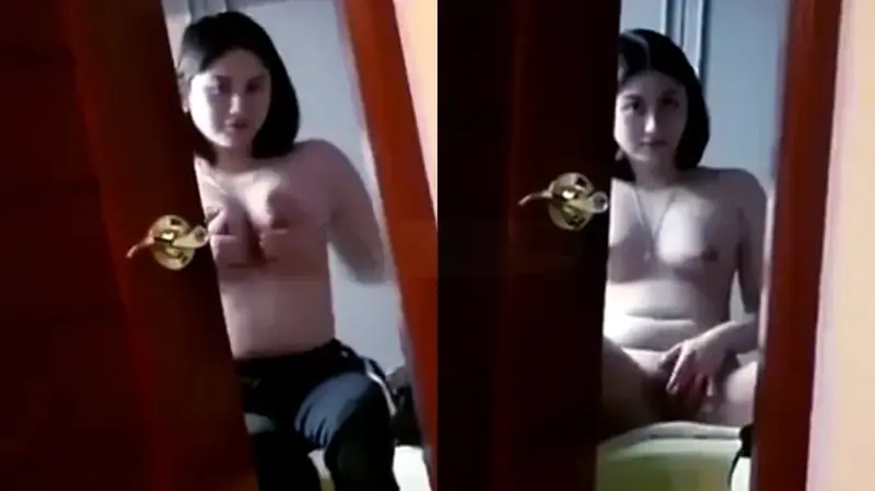 Ngintip Kakak Cantik Mandi Dikasih Lihat Semua backdrop