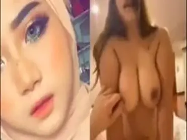 Punya Doi Pinter Amat Cari Muka Di Luar Soleha Di Rumah Solehot poster