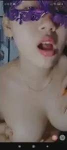 Siaran Privat Streamer Nana Di Kamar backdrop