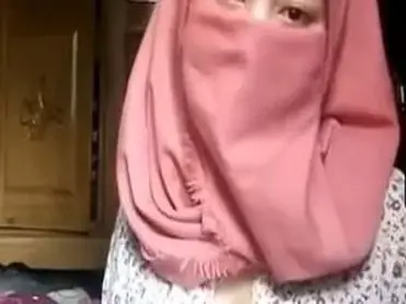 Video Jilbab Pink Stress poster